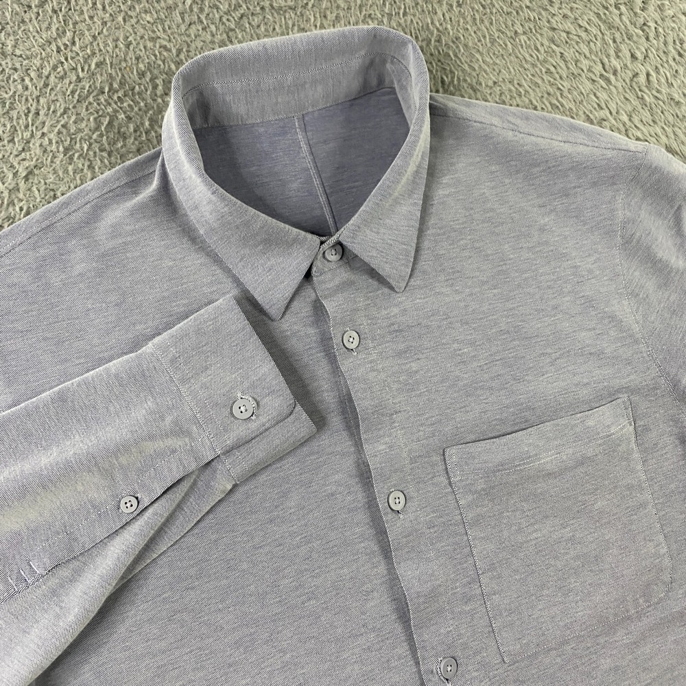 Lululemon Commission Long Sleeve Shirt‎ Mens L Chambray Button Up 4 Way Stretch